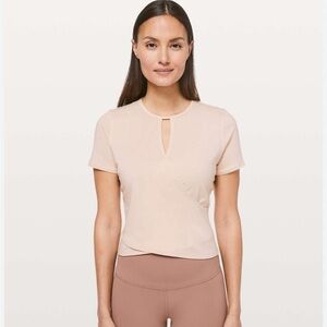 Lululemon Round Trip Short Sleeve size 12
